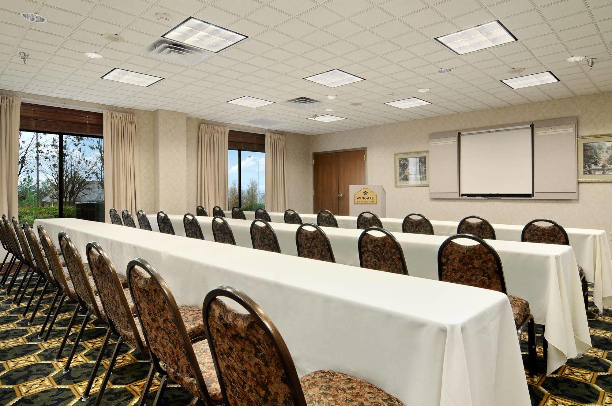 Holiday Inn Cleveland By Ihg Dış mekan fotoğraf