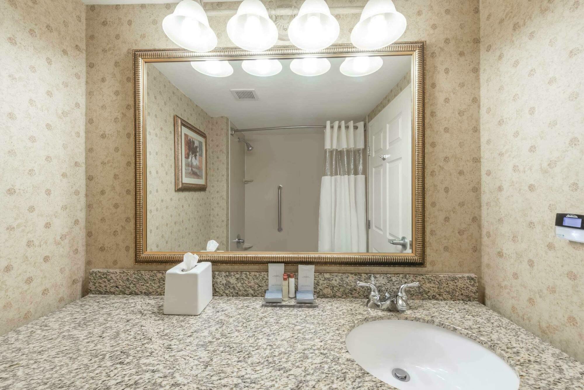 Holiday Inn Cleveland By Ihg Dış mekan fotoğraf